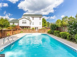 3555 Garrett Ln, Huntingtown, MD 20639