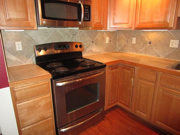 3rd image of 13421 97th Ave E Unit 107