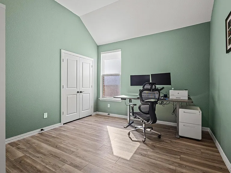 1724 Emmanuel Ln — Photo 15