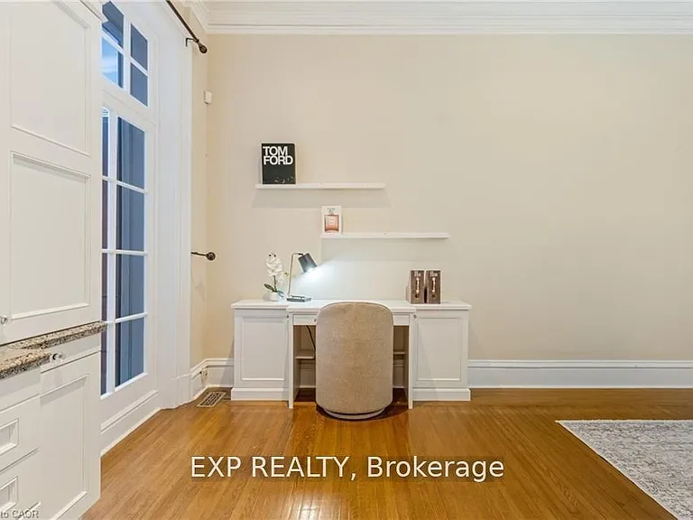 46 Herkimer St #2 — Photo 10