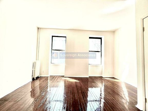 4th image of 217 W 106th St APT 2C