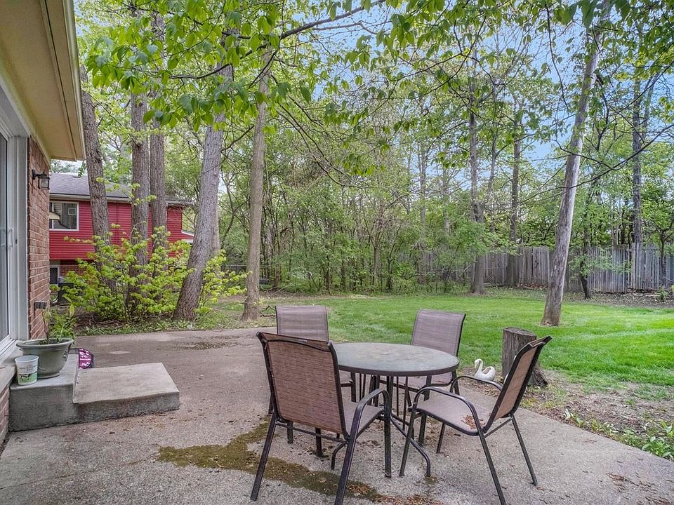 2nd image of 3361 Tacoma Cir