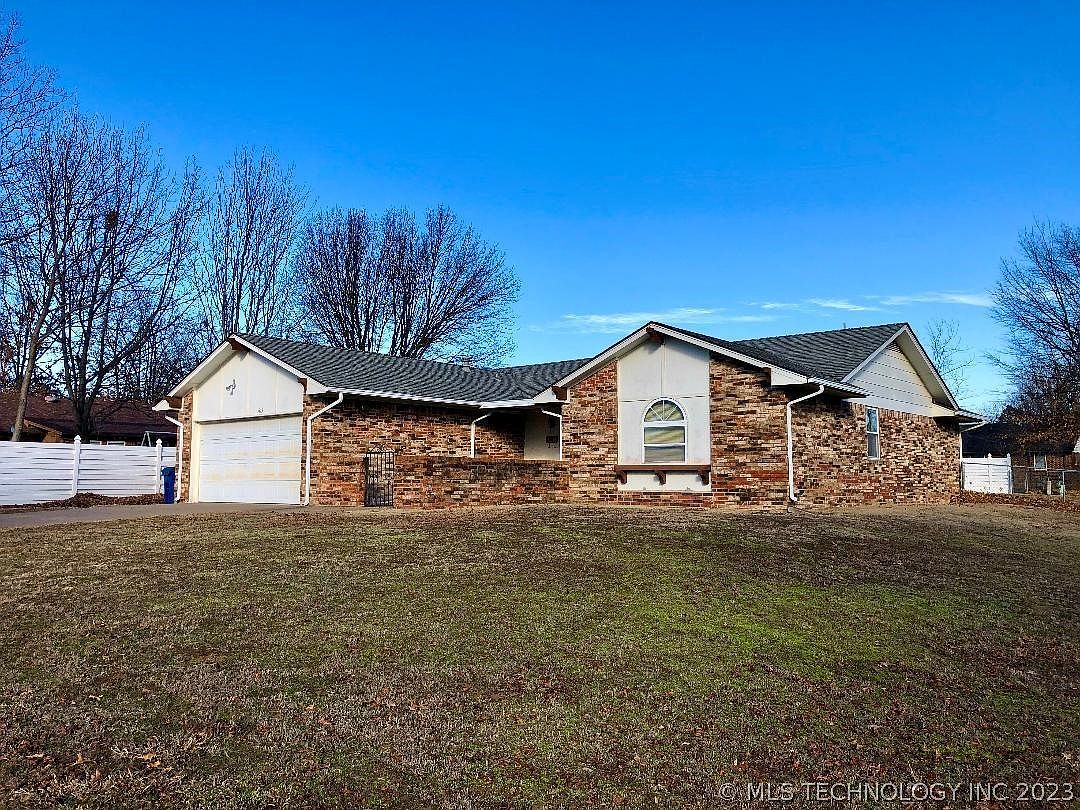 613 W Oak St, Drumright, OK 74030 Zillow