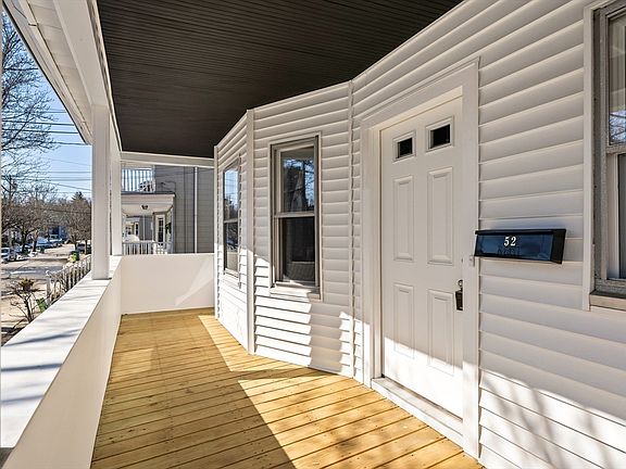 3rd image of 52-54 Woodrow Ave #1