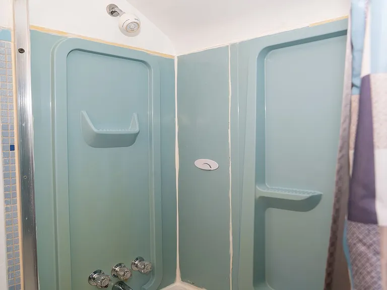 726 Hestor Dr — Photo 11