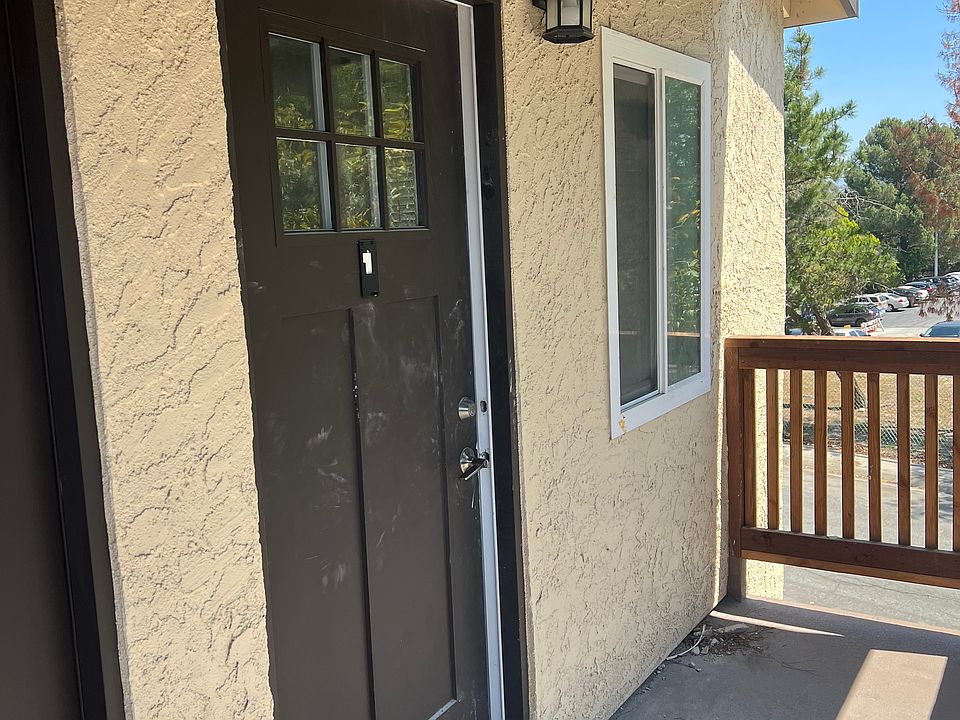 1st image of 1503 Rollins Dr #1503