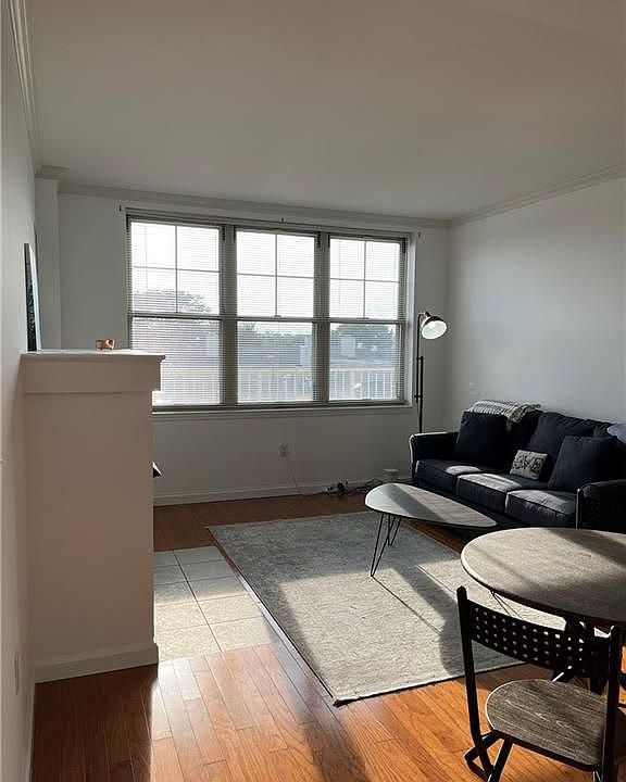 1st image of 300 Mamaroneck Ave APT 821