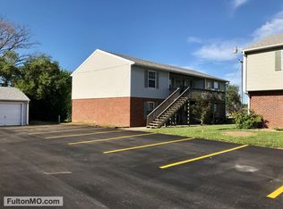 543 Collier Ln, Fulton, MO 65251