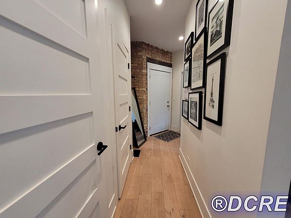 5th image of 1658 W Summerdale Ave #2