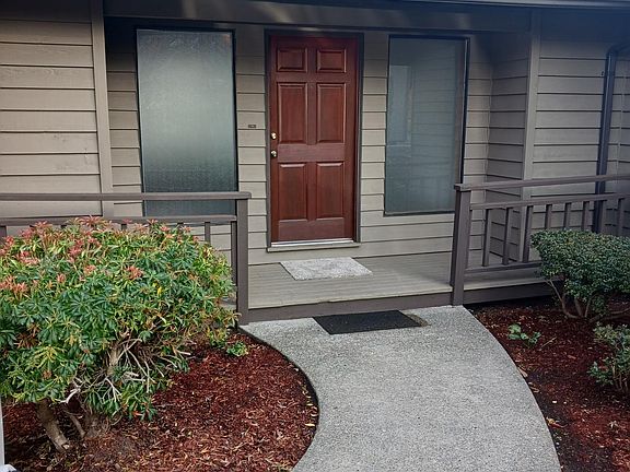 2nd image of 5324 S Island Dr E