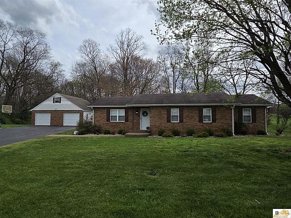 2nd image of 294 Whitman Rd