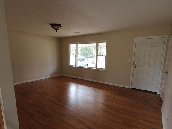 2nd image of 121 Charlene Dr