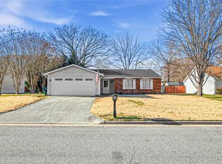 212 Anne Dr, Newport News, VA 23601