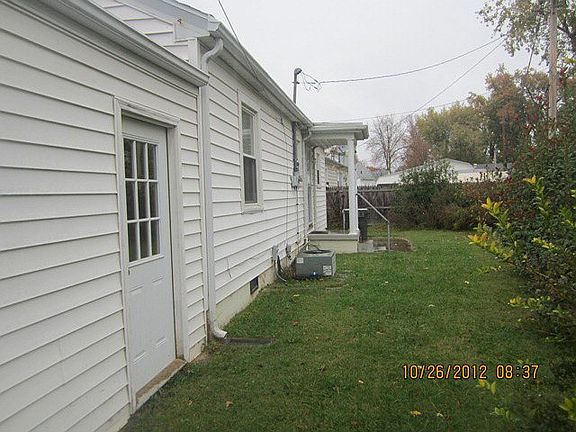 3rd image of 217 Tremont Dr