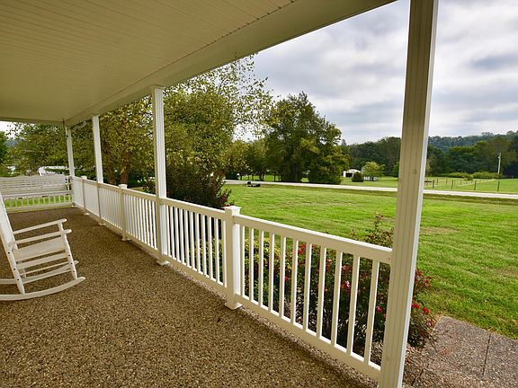 2nd image of 5447 Deatsville Rd