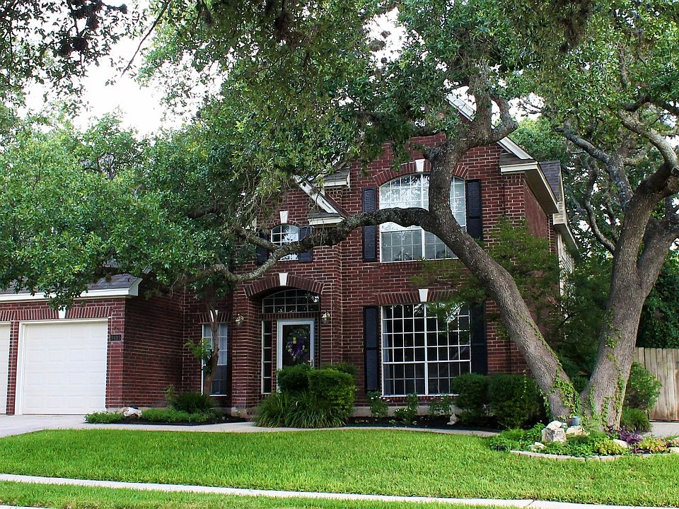 1st image of 9415 Oakwood Garden