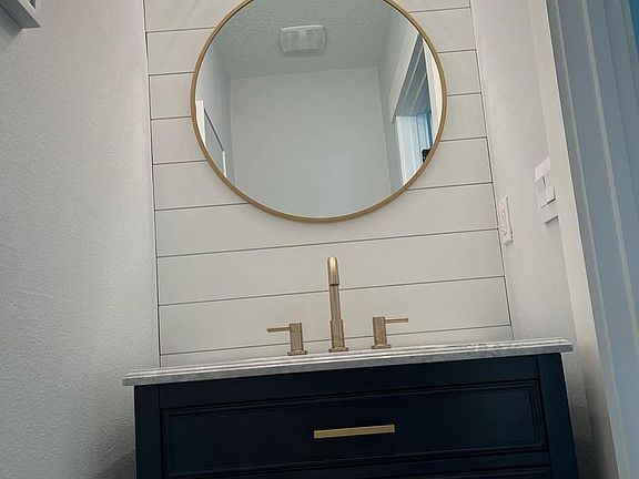 5th image of 61 Bella Lago Cir