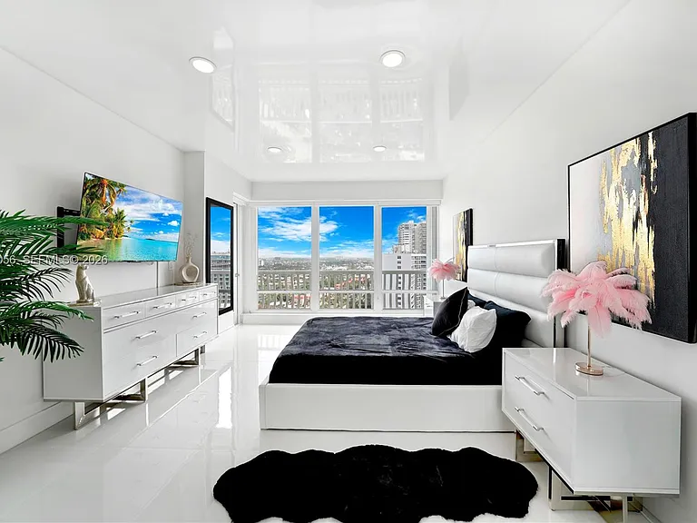 4020 Galt Ocean Dr #1801 — Photo 20