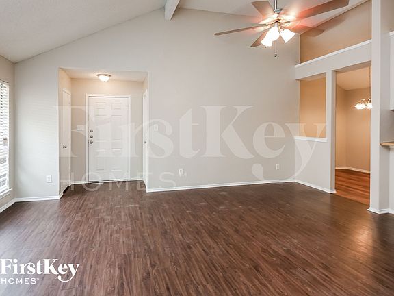 5th image of 2525 Butterfield Dr