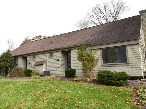80 Heritage Village #B, Southbury, CT 06488
