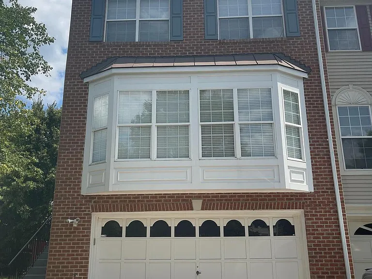6633 Creek Point Way — Photo 2