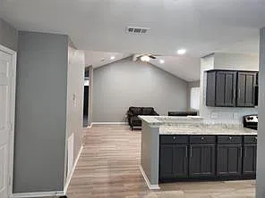 3 bed, 2.0 bath, 1602 sqft, $1,950 — Photo 3