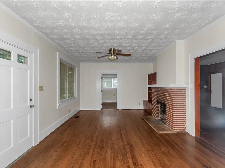 3160 Lake Ave — Photo 7