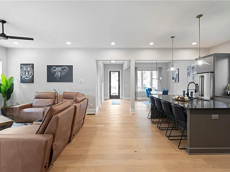 1231 Holly St NW — Photo 17