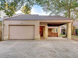 26620 Pools Creek Dr, Huntsville, TX 77320