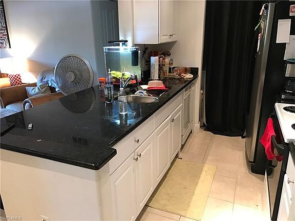 3rd image of 2929 Winkler Ave APT 1003