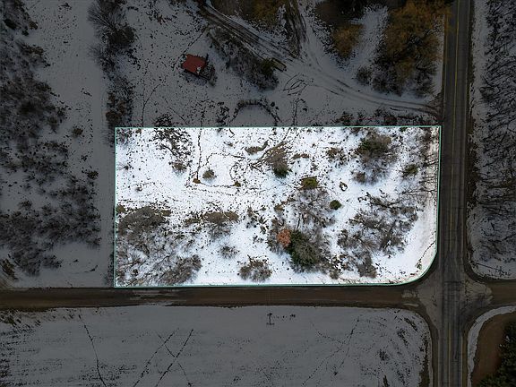 2nd image of 5998 N Bailey Rd