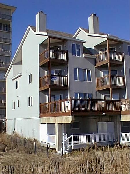 1st image of 8405 A Atlantic Ave