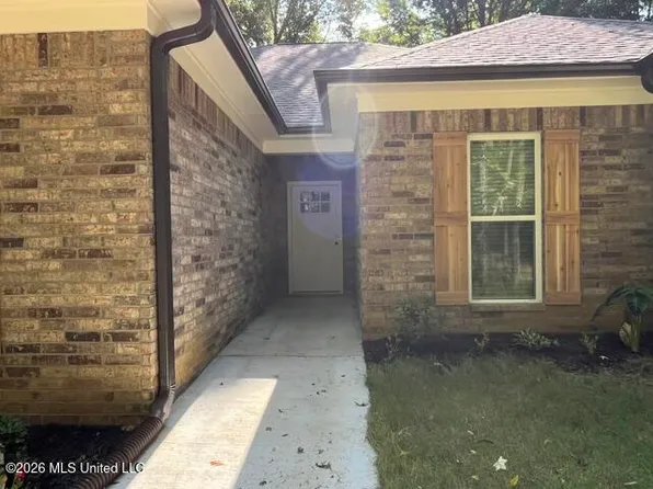1970 Smart Rd, Como, MS 38619