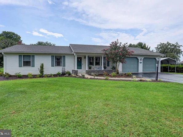 7075 Olde Scotland Rd, Shippensburg, PA 17257