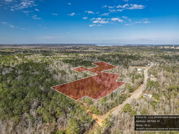 Bethel St, Chattahoochee, FL 32324