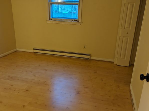 35 Seminary Hl APT 6