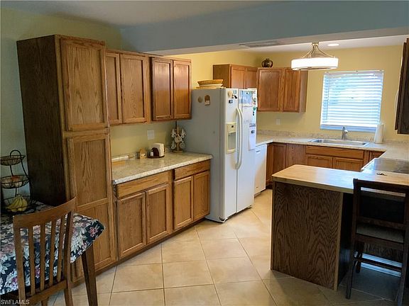5th image of 1505 NE 17th Ave