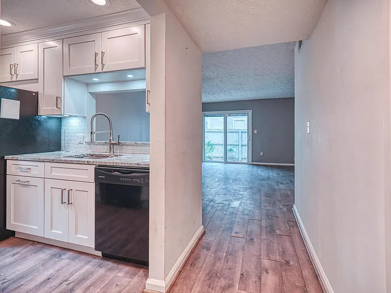 940 Quay Ave #A — Photo 2