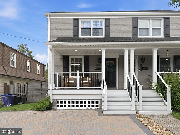 4th image of 102 E Howell Ave