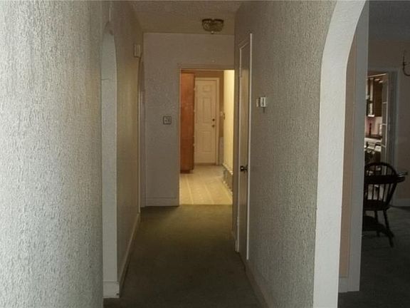 5th image of 821 Galveston Ave