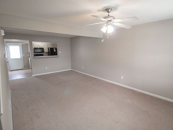 2nd image of 208 Arctic Wolf Ct