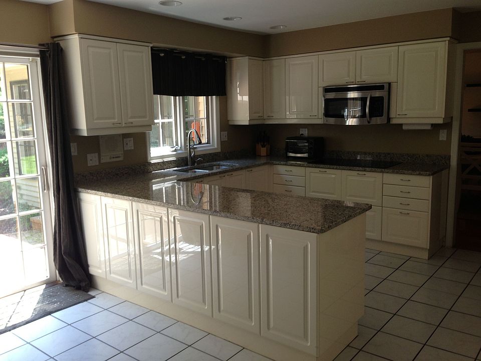 Kitchen (2)