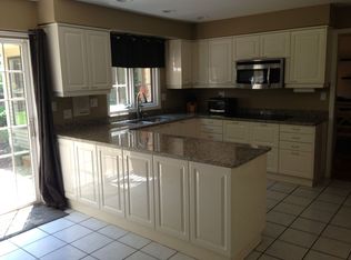 26 Holly Oak Dr, Voorhees, NJ 08043