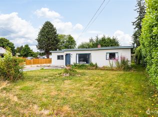 858 S Pine St, Burlington, WA