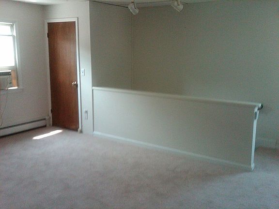 Second Floor Apartment.005