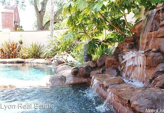 5th image of 101 Iron Mountain Ct