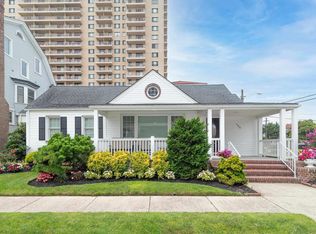 100 S Marion Ave, Ventnor City, NJ 08406
