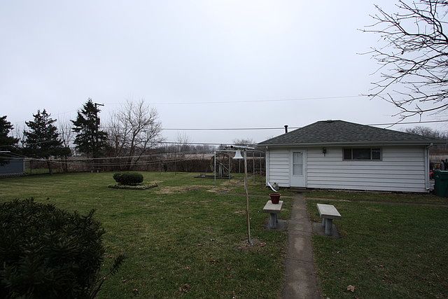 2nd image of 3020 Harris Dr
