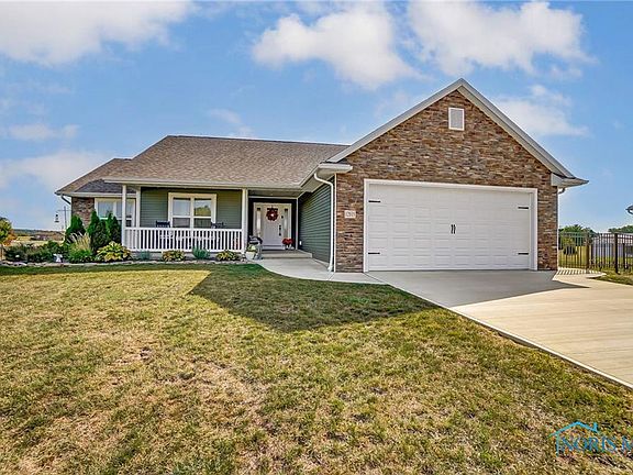 2nd image of 12815 Chickory Dr