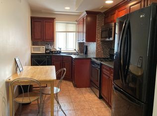 35-21 33rd St #1, Astoria, NY 11106
